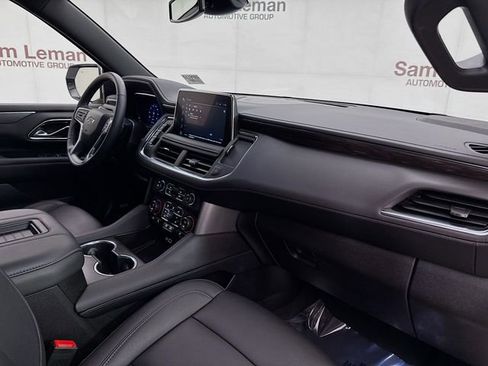 Used 2024 Chevrolet Suburban Z71 w/ Luxury Package image 33