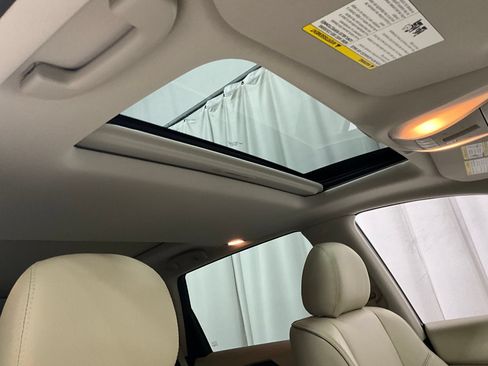 Used 2020 INFINITI QX60 Luxe w/ Sensory Package AWD/4WD image 23