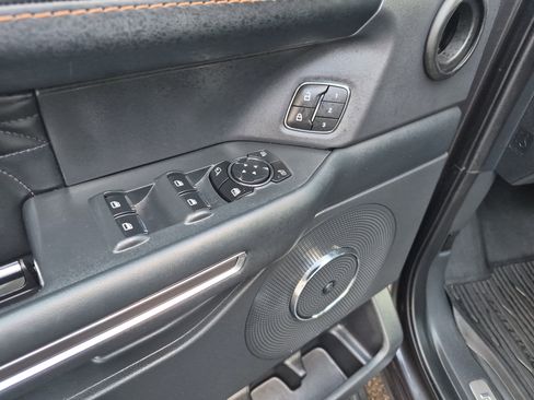 Used 2023 Ford Expedition Max Platinum image 11