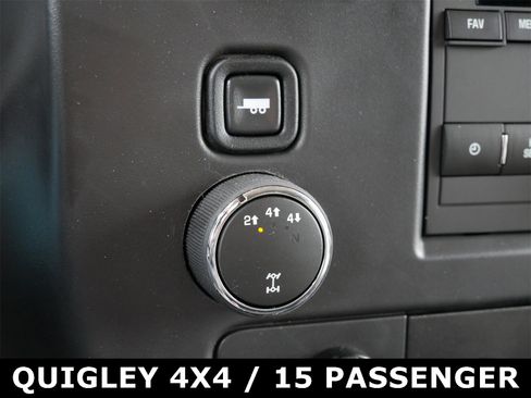 Used 2024 Chevrolet Express 3500 LT w/ LT Preferred Equipment Group image 18