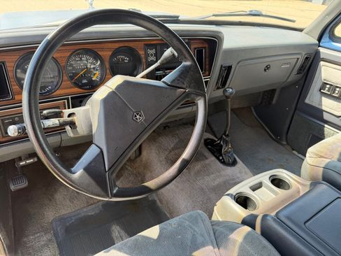 Used 1990 Dodge Ramcharger 4WD image 11