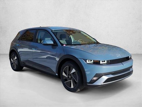 New 2026 Hyundai Ioniq 5 SE image 7