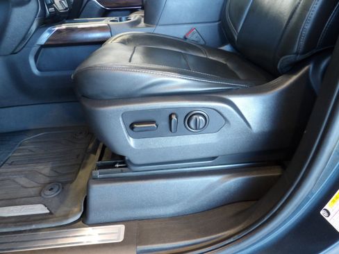 Used 2020 GMC Sierra 1500 SLT w/ SLT Premium Plus Package image 10