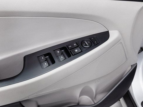 Used 2018 Hyundai Tucson Value w/ Cargo Package image 6