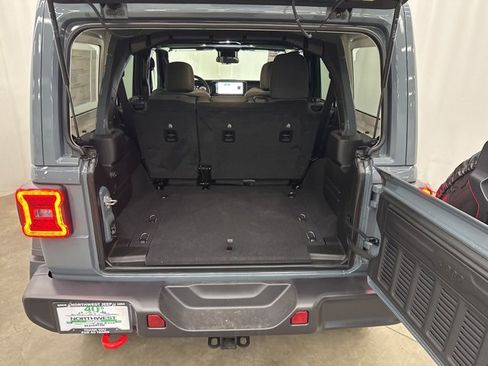 Used 2025 Jeep Wrangler Unlimited Rubicon image 24