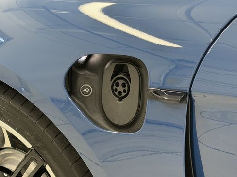 Certified 2023 Porsche Taycan GTS AWD/4WD image 20
