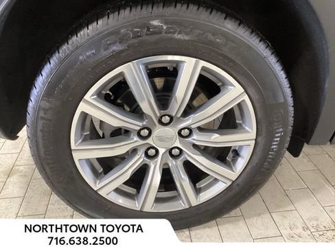 Used 2023 Cadillac XT4 Sport w/ Cold Weather Package AWD/4WD image 19