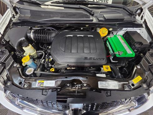 Used 2019 Dodge Grand Caravan SE image 28