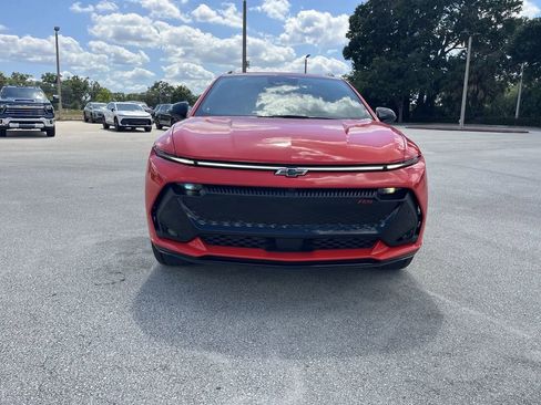 New 2025 Chevrolet Equinox EV RS image 3