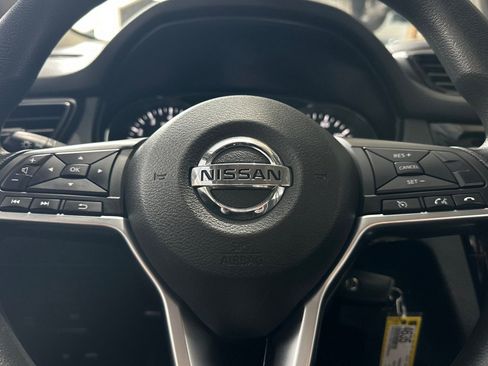 Used 2018 Nissan Rogue Sport S AWD/4WD image 22