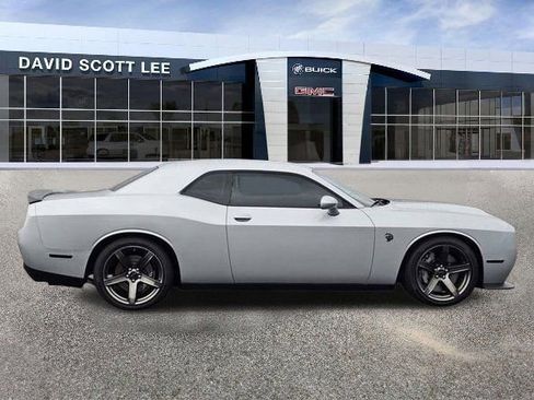 Used 2023 Dodge Challenger SRT Hellcat RWD image 7