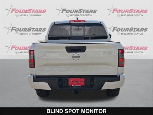 New 2025 Nissan Frontier SV w/ SV Convenience Package image 5