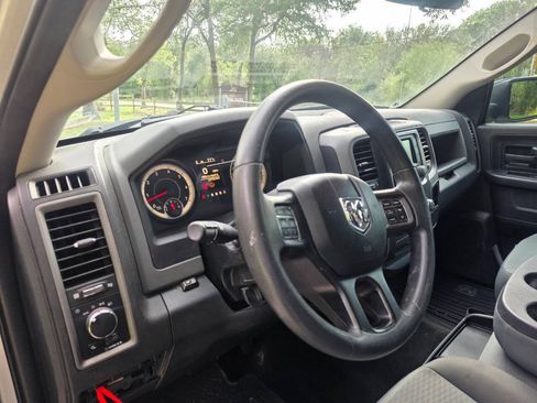 Used 2018 RAM 1500 Tradesman w/ Popular Equipment Group RWD image 12
