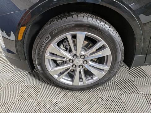 Certified 2025 Cadillac XT5 Premium Luxury w/ LPO, Floor Liner Package image 37