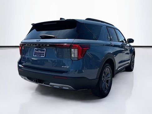 Certified 2025 Ford Explorer Active w/ Active Comfort Package AWD/4WD image 11