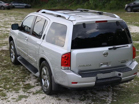 Used 2014 Nissan Armada Platinum RWD image 5