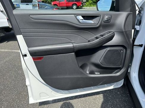 Used 2023 Ford Escape Active w/ Tech Pack #2 image 9