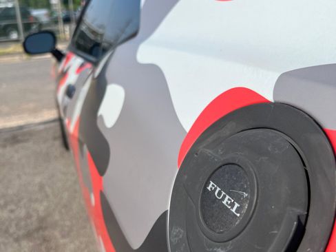 Used 2017 Dodge Challenger SRT Hellcat image 45