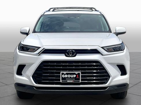 Used 2025 Toyota Grand Highlander AWD Hybrid image 4