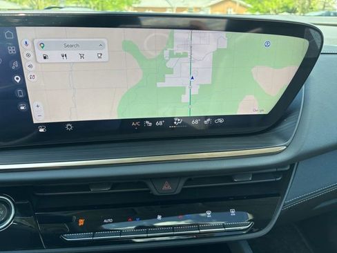 Used 2025 Buick Envision Avenir AWD/4WD image 30