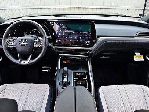 Used 2024 Lexus TX 500h AWD w/ Technology Package image 28