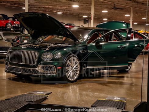 Used 2023 Bentley Flying Spur Azure AWD/4WD image 71