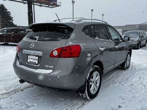 Used 2013 Nissan Rogue SV image 34