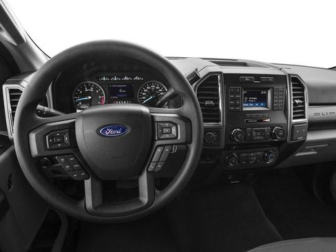 Used 2017 Ford F350 XLT w/ Snow Plow Prep Package AWD/4WD image 7