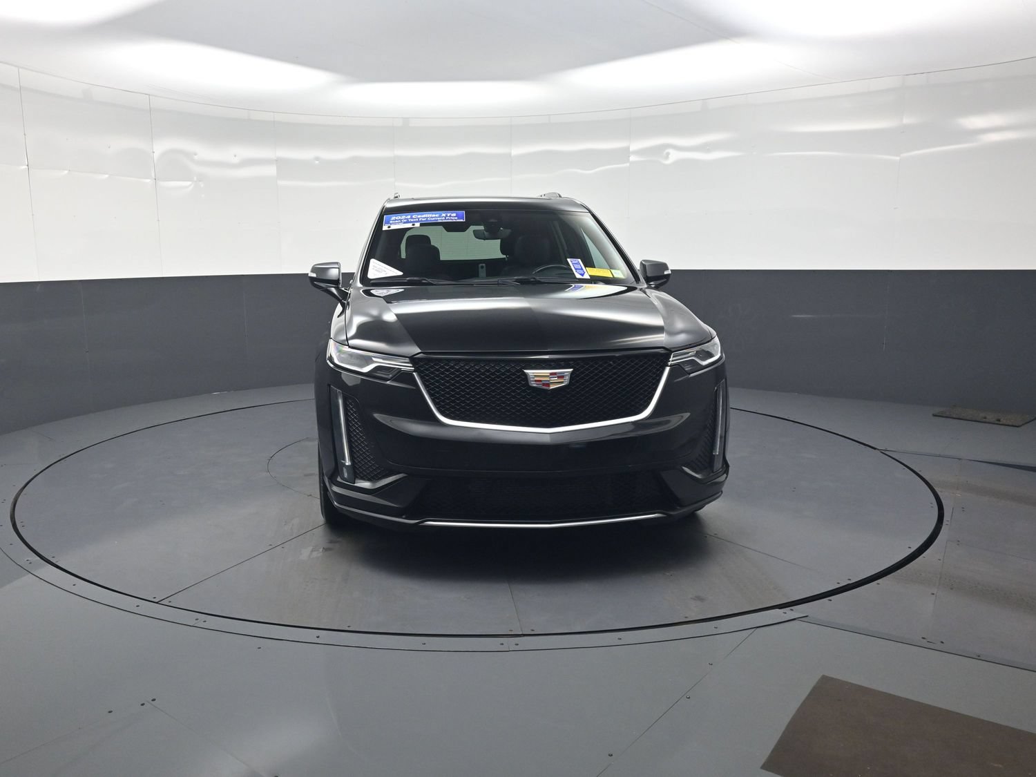 Used 2024 Cadillac XT6 Sport w/ Technology Package AWD/4WD image 8