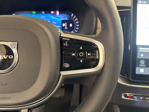 New 2026 Volvo XC90 B6 Plus w/ Protection Package Premier image 10