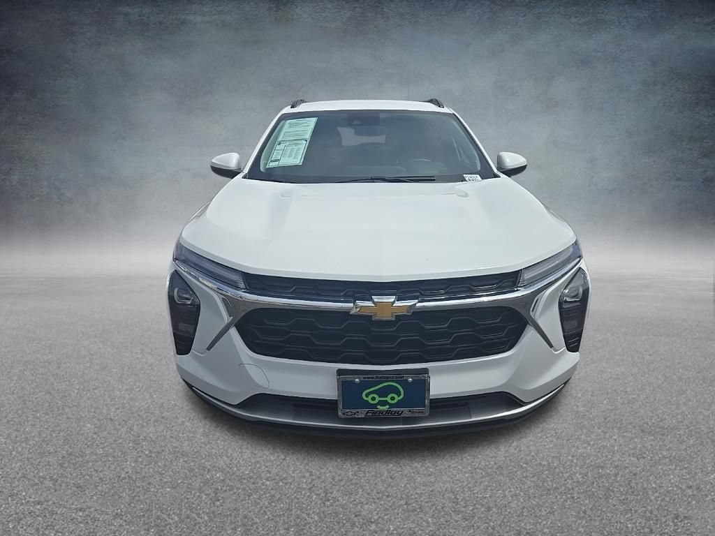 Certified 2025 Chevrolet Trax LT FWD image 9
