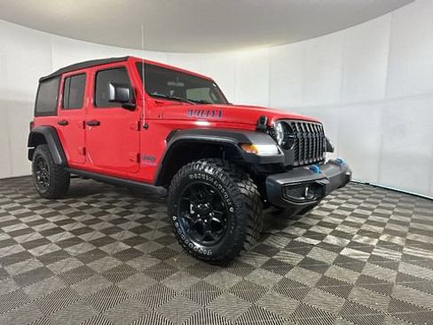 Used 2023 Jeep Wrangler Unlimited w/ Cold Weather Group AWD/4WD image 2