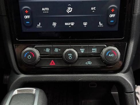 Certified 2024 Ford Ranger XLT AWD/4WD image 12