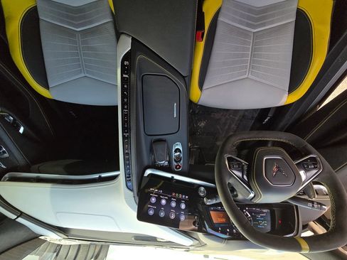 Used 2022 Chevrolet Corvette Stingray Premium Cpe RWD image 24