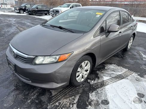 Used 2012 Honda Civic LX image 2