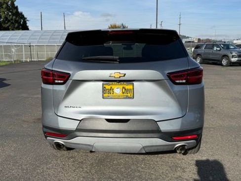 Used 2024 Chevrolet Blazer LT image 5