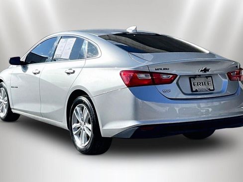 Used 2016 Chevrolet Malibu LT image 4