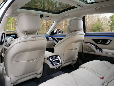 Used 2023 Mercedes-Benz S 580 4MATIC Sedan image 39