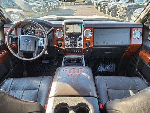 Used 2015 Ford F350 King Ranch w/ FX4 Off-Road Package AWD/4WD image 31
