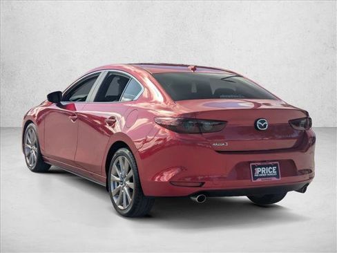 Used 2019 MAZDA MAZDA3 Sedan w/ Preferred Package image 7