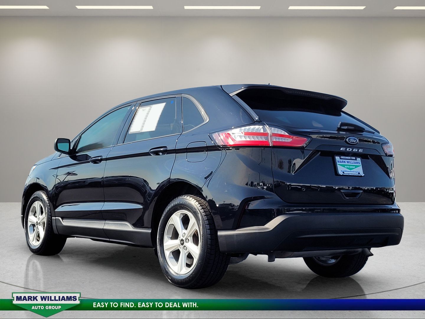 Used 2023 Ford Edge SE AWD/4WD image 6