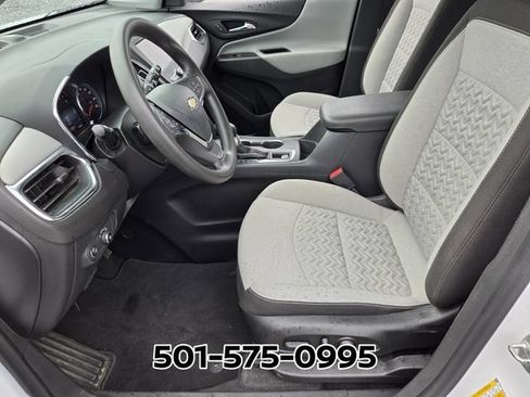 Used 2024 Chevrolet Equinox LS w/ LS Convenience Package FWD image 9