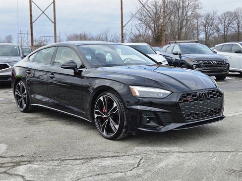 Used 2022 Audi S5 Premium Plus w/ Premium Plus Package image 4