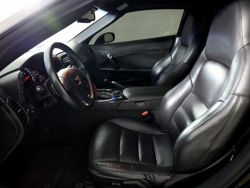 Used 2010 Chevrolet Corvette Base w/ Preferred Equipment Group image 11