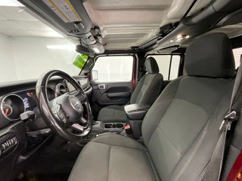 Used 2022 Jeep Gladiator Sport AWD/4WD image 12
