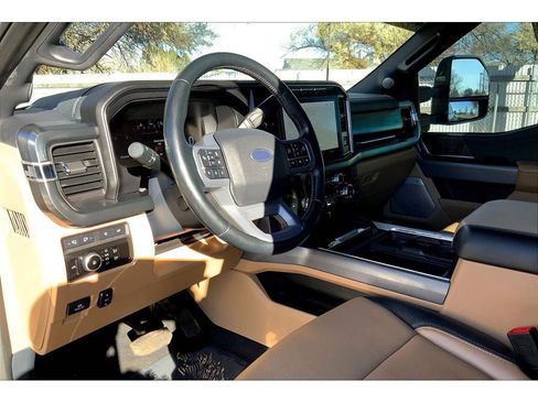 Used 2024 Ford F350 Lariat w/ Lariat Ultimate Package image 16