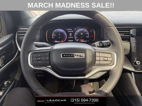 Used 2023 Jeep Wagoneer 4WD w/ Premium Group I image 24