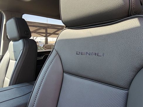 New 2026 GMC Sierra 2500 Denali image 19