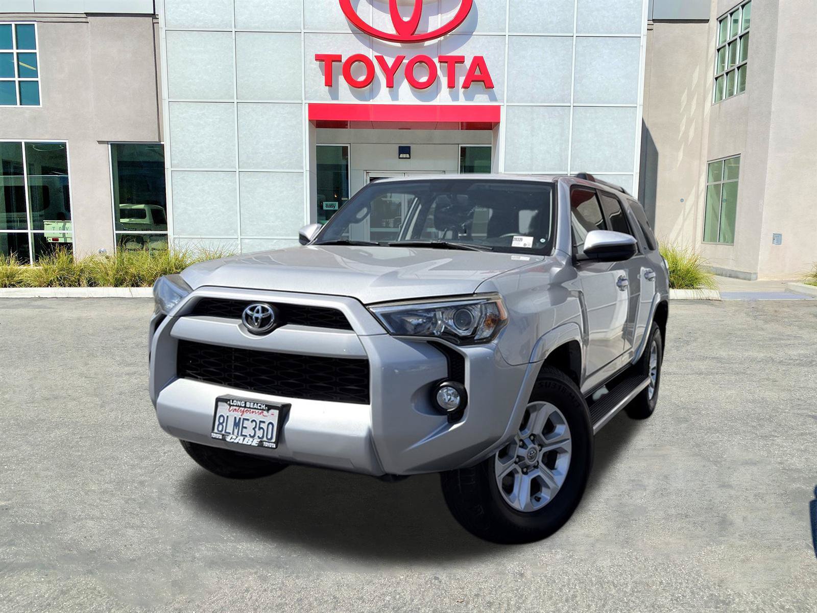 Used 2019 Toyota 4Runner SR5 w/ Wilderness Package AWD/4WD image 4