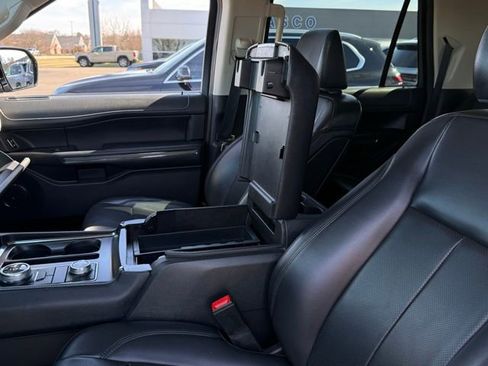 Used 2024 Ford Expedition Max XLT image 28